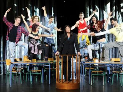 Εντυπωσιακός ως Ζωή Κωνσταντοπούλου.