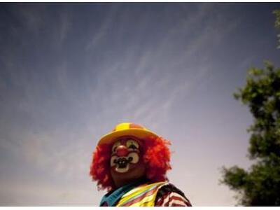 Η Πόλη του Μεξικού υποδέχεται τους κλόου...