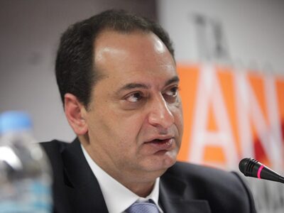 Χρήστος Σπίρτζης: Τα όπλα συνεχίζουν να ...