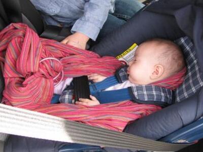 Κλείδωσε το μωρό στο αυτοκίνητο και έφυγε