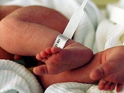 Στη ΓΑΔΑ η τσιγγάνα που υποστηρίζει ότι ...