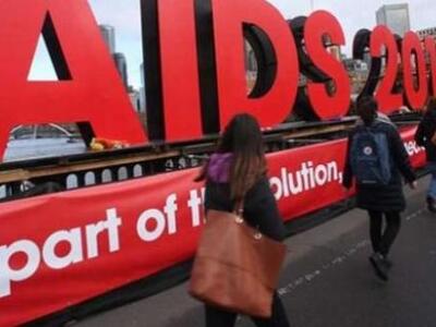 To ΑΙDS μπορεί να νικηθεί με υπεύθυνη πολιτική