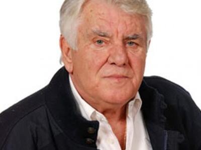 Εσείς γράφετε το σενάριο - Ποιός θα το σ...