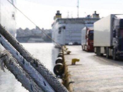 Κεντρικό Λιμεναρχείο Πάτρας: Στην εφαρμο...