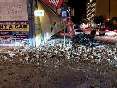 «Έβρεξε» μπαλκόνια στα Χανιά - Έπεσαν πά...