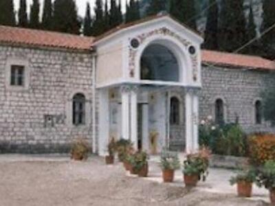 Στη Μονή Βεργουβίτσα Αιγιάλειας η Δημοτι...