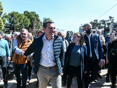 Αλέξης Τσίπρας: "Θα υψώσουμε φράχτη...