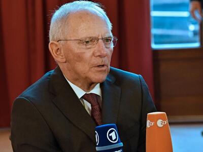 Τελεσίγραφο Σόιμπλε για το ταμείο αποκρα...