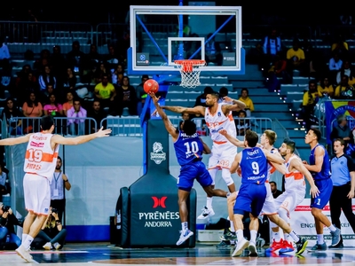 Στη Μπρέσια (21:30) η πρεμιέρα του Προμη...