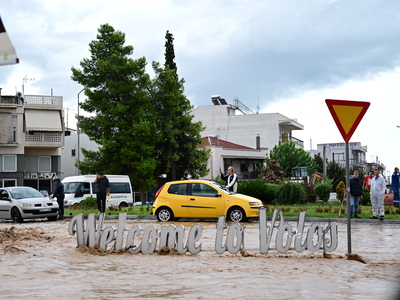 Κακοκαιρία Daniel - Βόλος: Νερό με δελτί...