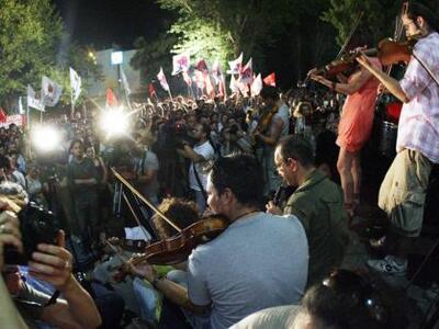 ΠΑΜΕ Ηλείας: "Να μη σκύψουν το κεφά...