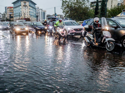 Κακοκαιρία Αdel: Γιατί πλημμύρισαν με 40...