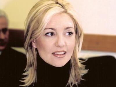 Με δίωρη εκπομπή το Σαββατοκύριακο επιστ...