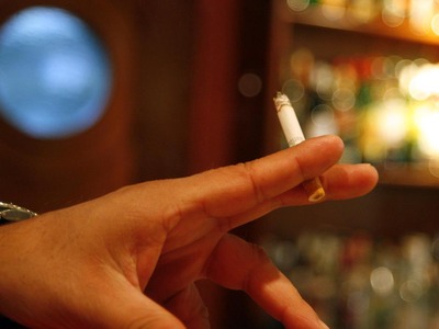 Ολική απαγόρευση του καπνίσματος