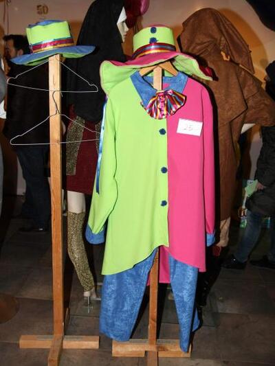 GROUP 25 - METAΜΦΙΑΣΜΕΝΟΙ