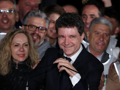 Ρουμανία: Νικητής των εκλογών ο κεντρώος...