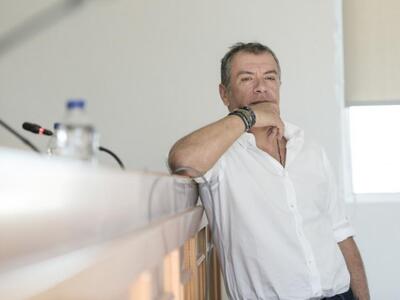 Στ. Θεοδωράκης: Οι πολίτες να στείλουν τ...