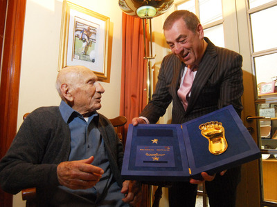 «Έφυγε» ο τελευταίος επιζών ποδοσφαιριστ...