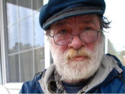 Ο άστεγος αδελφός της Μadonna που μοιάζε...