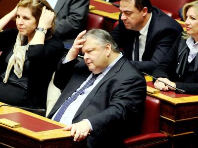 Επικοινωνιακά προσχήματα αποδίδει στην κ...