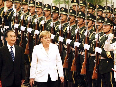 Στην Κίνα με Γερμανούς επιχειρηματίες η ...