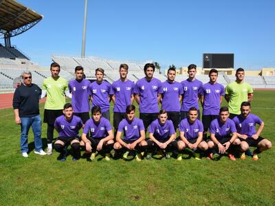 Όρθιοι από αριστερά: Δ. Γιαννέλος (υποδ/...