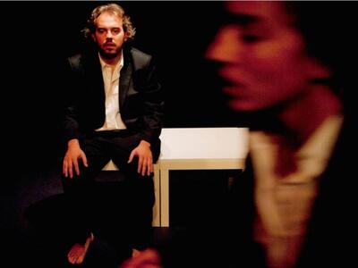 Παρατείνονται οι παραστάσεις για «Το φιλ...