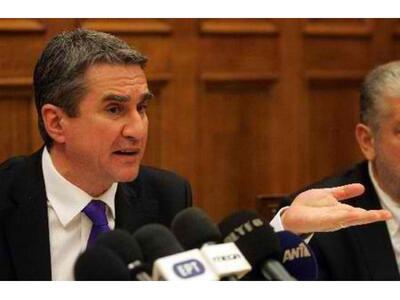 Πυρ και μανία ο Λοβέρδος κατά των φαρμακοποιών 