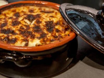 Μουσακάς στο πήλινο