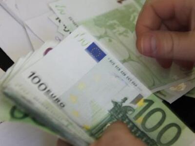 Ρύθμιση «πακέτο» για χρέη από φόρους και εισφορές