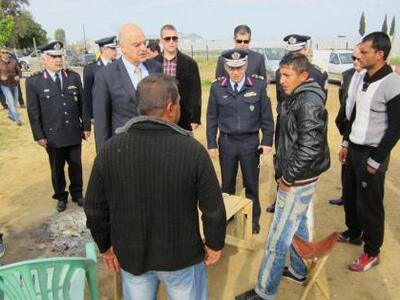 Η Επίσκεψη του Νίκου Δένδια στα φραουλοχ...