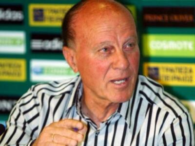 Δομάζος: «Να πουλήσει και να φύγει ο Βαρ...