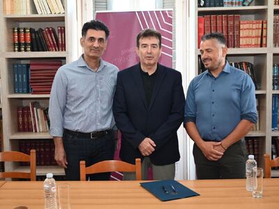 Υπόμνημα παρέδωσε στον Υπουργό Μιχάλη Χρ...