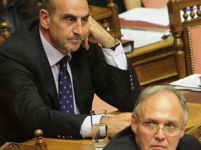 Ελεύθεροι μετά την απολογία τους Δούκας ...