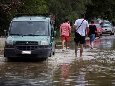 Θεσσαλονίκη: Πλημμυρισμένα υπόγεια και ζ...