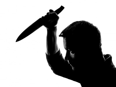Αιτωλικό: Έβγαλε μαχαίρι στη σύντροφό του!