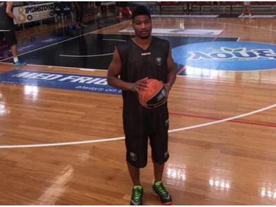 Απόλλων Carna: Έγινε πατέρας ο Πέρι Πέτι