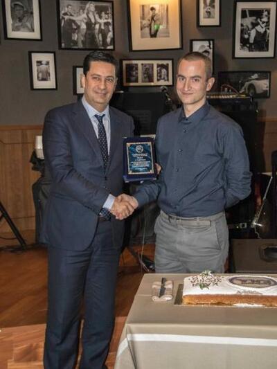 Βράβευση του Α. Μακρή από τον Δήμαρχο Αγ...