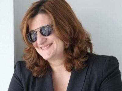 Τι ζούμε οι Έλληνες; Τα .. γαλλικά  του ...