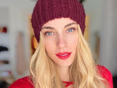 Δούκισσα Νομικού: Στόλισε το χριστουγενν...