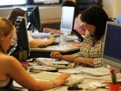 Δημόσιο: 1 πρόσληψη για κάθε 7 αποχωρήσε...