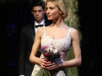 Ευαγγελία Αραβανή: «Θέλω να ντυθώ νυφούλα»