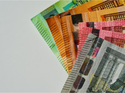 Voucher 750 ευρώ από τη ΔΥΠΑ: Σήμερα ανο...