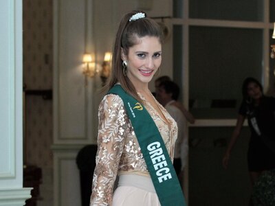 Φιναλίστ για να γίνει βασίλισσα της γης ...