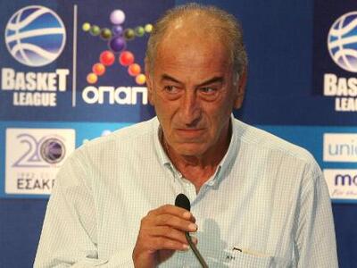 Ανδρέας Μολφέτας: "Σε νέα και υγιή ...