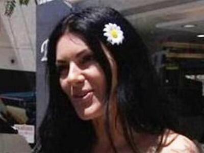 H  Sunny Μπαλτζή κάνει διακοπές στη Μύκονο 