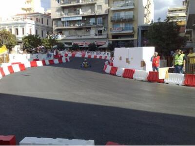 Χιλιάδες κόσμος είδε καρτ