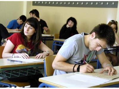 Αντίστροφη μέτρηση για τις Πανελλαδικές 2015