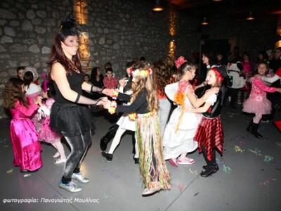 Αποκριάτικο πάρτυ του 4ου δημοτικού σχολ...