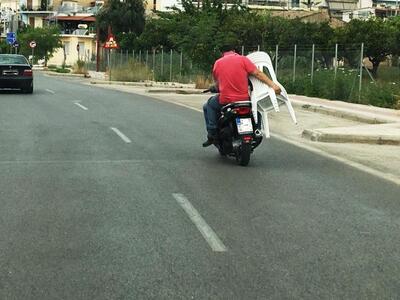 Πάτρα: Μετά το στρώμα στο δίκυκλο, ήρθαν...